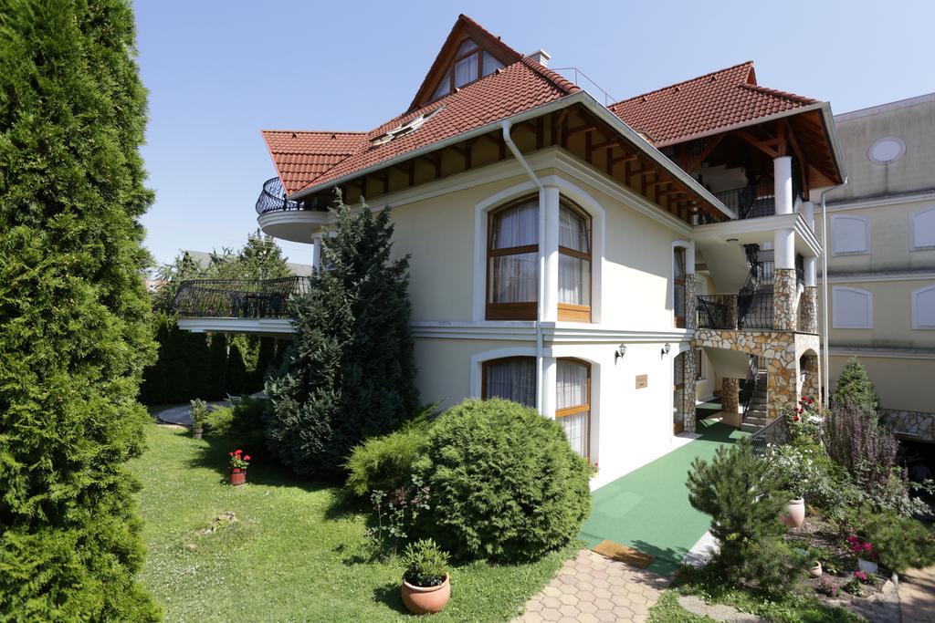 Appartement Club Unicum à Hévíz Extérieur photo